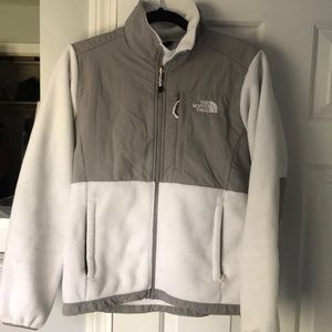 Women’s North Face Denali Jacket: SIZE S